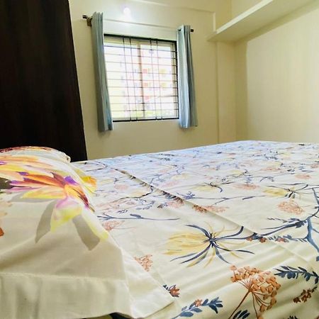 225 négyzetméteres, 1 hálószobás, 1 saját fürdőszobával rendelkező Apartman Marathahalli területén Bengaluru Kültér fotó