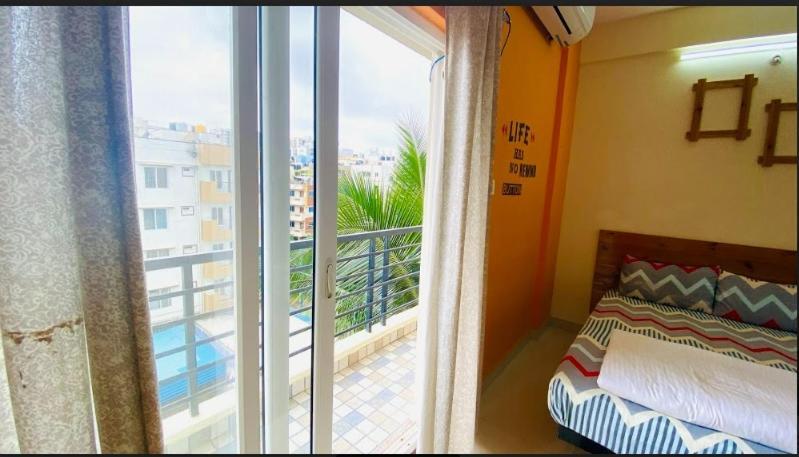 225 négyzetméteres, 1 hálószobás, 1 saját fürdőszobával rendelkező Apartman Marathahalli területén Bengaluru Kültér fotó